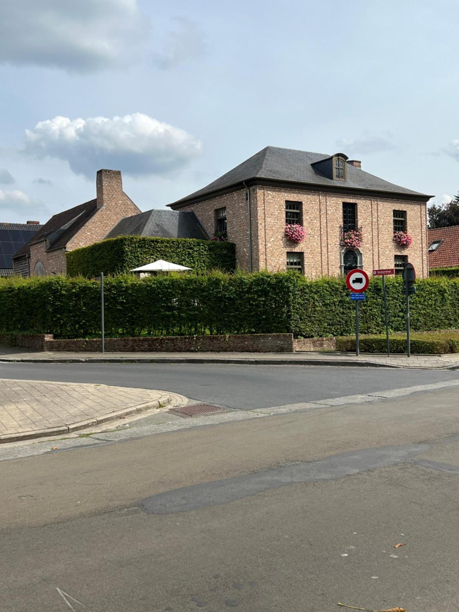 Guesthouse Villa Vauban Ieper Exteriör bild