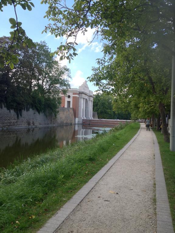 Guesthouse Villa Vauban Ieper Exteriör bild